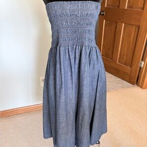 Madewell Strapless Smocked Chambray Midi Dress in Denim Blue